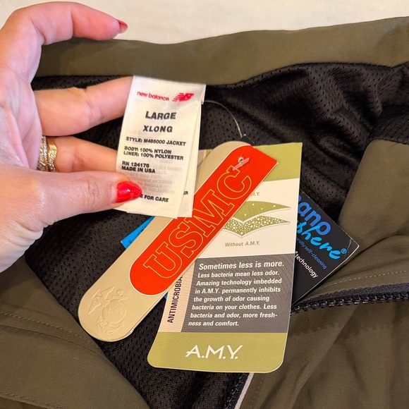 NWT New Balance Men's Olive Windbreaker Jacket - USMC Marines - Picture 2 of 12